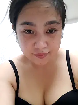 Minn-cute online show from 10/31/25, 05:04