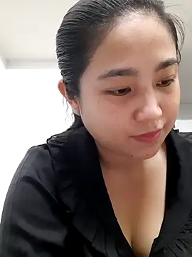 Minn-cute online show from 11/03/25, 02:50