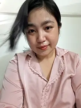 Minn-cute online show from 04/03/26, 03:13