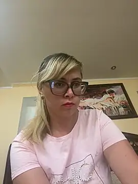 Crystal00Girl online show from 09/14/25, 09:59