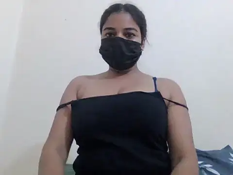 Little toy girl online show from 05/28/26, 07:49