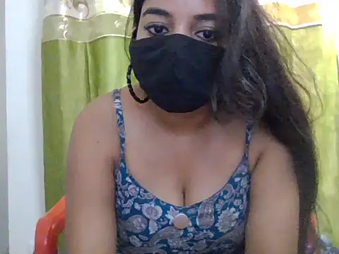 Little toy girl online show from 09/15/25, 09:21