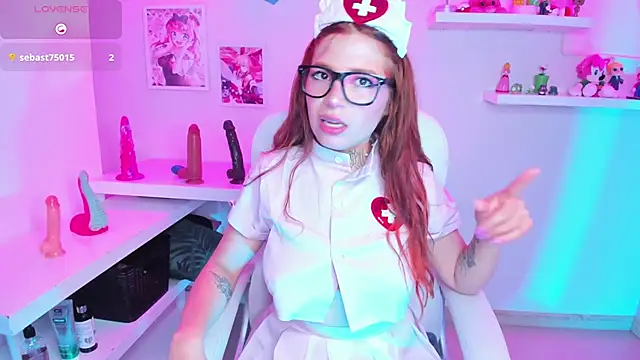 Snapshot of dreamleah_ chatting on 10/13/25, 04:14 dreamleah online show from 10/13/25, 04:14