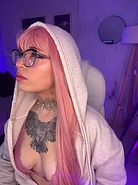 dreamleah  online show from 04/26/26, 11:57
