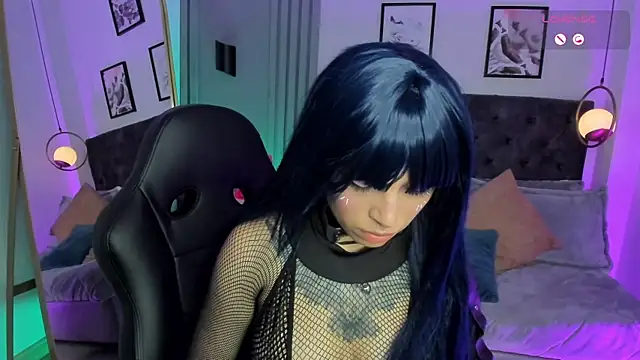 Snapshot of dreamleah_ chatting on 10/19/25, 04:48 dreamleah online show from 10/19/25, 04:48