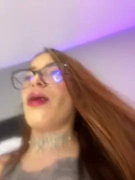 dreamleah  online show from 04/15/26, 02:28