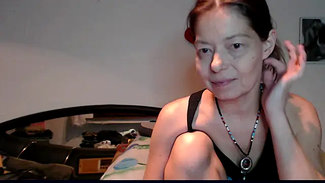 Snapshot of SexySarah177 chatting on 12/05/24, 10:17 SexySarah177 online show from 12/05/24, 10:17