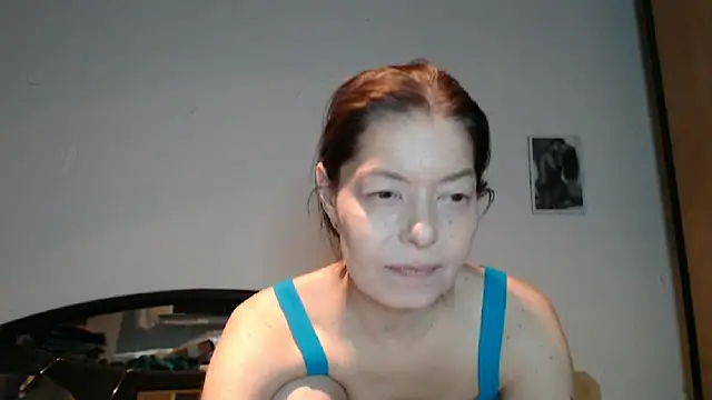 Snapshot of SexySarah177 chatting on 02/11/25, 09:25 SexySarah177 online show from 02/11/25, 09:25