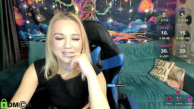 CrystalGirl99 online show from 01/12/26, 07:37