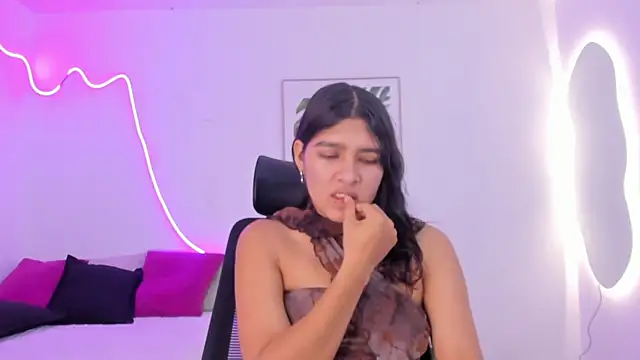Cherrydollxx online show from 10/17/25, 10:18