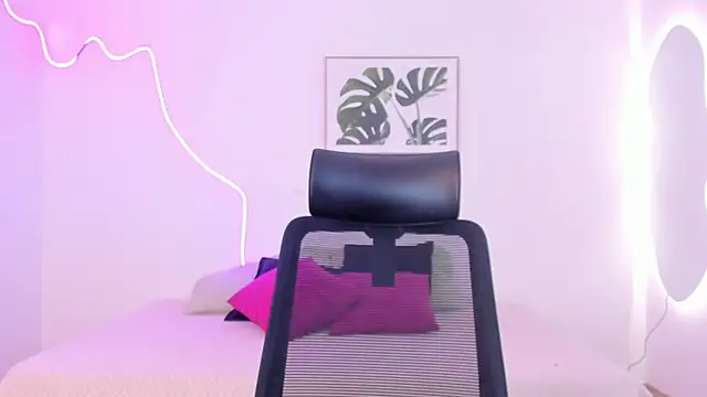 Cherrydollxx online show from 10/19/25, 01:36