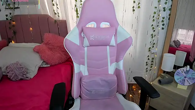 Aurora duval online show from 11/27/25, 08:53