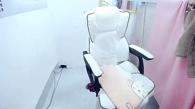 KateCondon online show from 10/20/25, 07:42