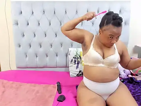 BustyBoobs97 online show from 11/11/25, 04:02