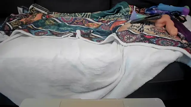 kinkykortney online show from 01/05/26, 05:49