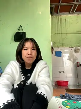 QueenLink online show from 11/16/25, 03:44