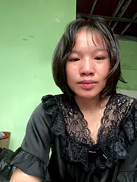 QueenLink online show from 10/31/25, 01:24