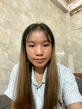 Snapshot of QueenLink chatting on 09/16/25, 05:14 QueenLink online show from 09/16/25, 05:14