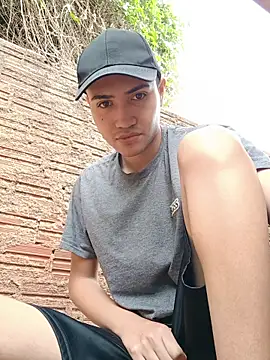 novinho safado   online show from 05/14/26, 04:37