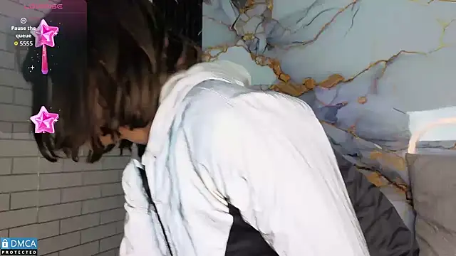 Snapshot of nena_cupcake_ chatting on 11/04/25, 11:14 nena cupcake online show from 11/04/25, 11:14