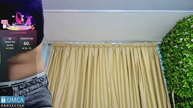 nena cupcake  online show from 05/21/26, 11:07