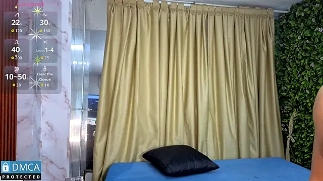 nena cupcake  online show from 02/13/26, 11:10