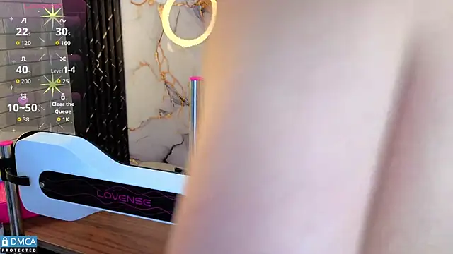 Snapshot of nena_cupcake_ chatting on 12/04/25, 11:09 nena cupcake online show from 12/04/25, 11:09