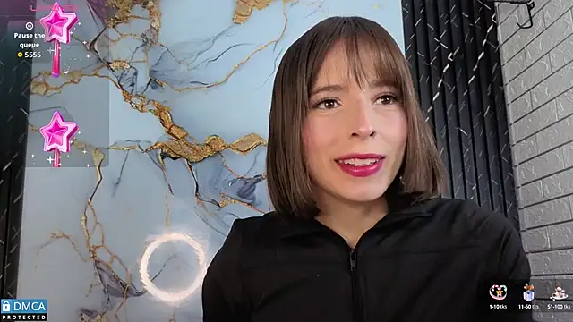 Snapshot of nena_cupcake_ chatting on 10/13/25, 11:01 nena cupcake online show from 10/13/25, 11:01