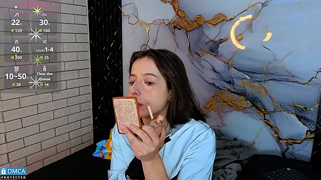 Snapshot of nena_cupcake_ chatting on 12/02/25, 11:01 nena cupcake online show from 12/02/25, 11:01