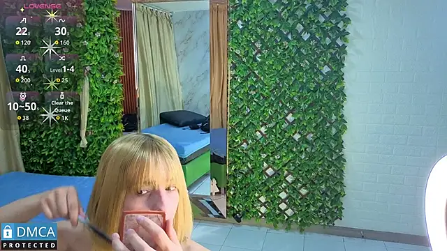 nena cupcake  online show from 01/17/26, 11:03