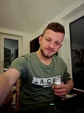 6incheswannacum online show from 12/20/25, 08:22