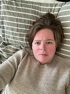 hornykitty1210 online show from 02/02/26, 05:12