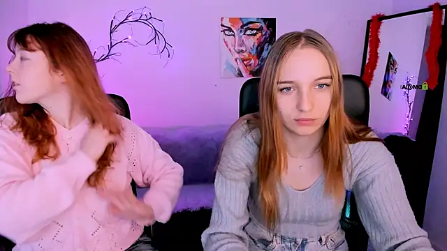 Snapshot of lola_sun12 chatting on 11/23/25, 10:14 lola sun12 online show from 11/23/25, 10:14