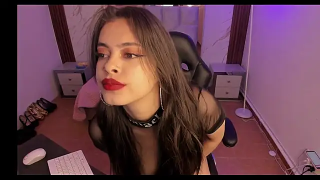 Snapshot of Lizeth_Salazar chatting on 09/22/25, 11:27 Lizeth Salazar online show from 09/22/25, 11:27