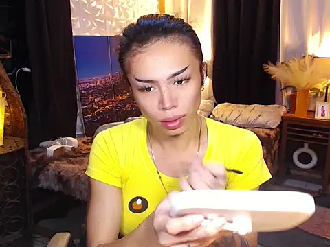 Snapshot of WILDROXIE chatting on 10/28/25, 11:36 WILDROXIE online show from 10/28/25, 11:36