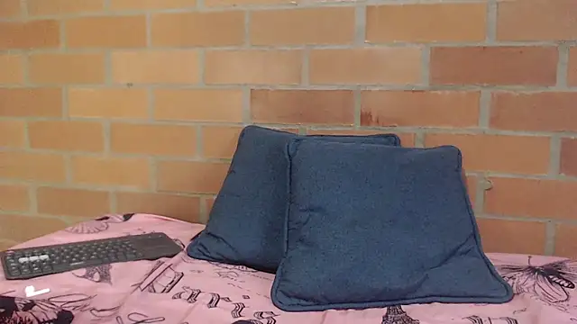 Montserrat Jay online show from 04/01/26, 01:52