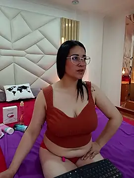 Alana steel 1 online show from 11/21/25, 07:46