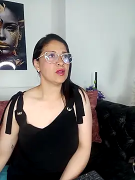 Alana steel 1 online show from 09/27/25, 07:42