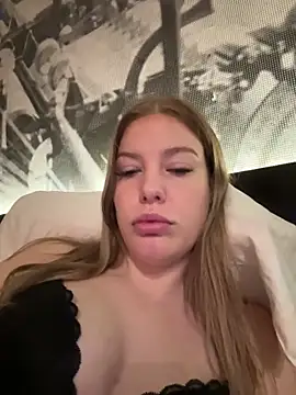 Chloemillerrxx online show from 01/05/26, 05:27