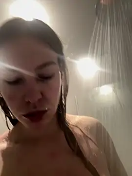 Chloemillerrxx online show from 01/06/26, 08:46