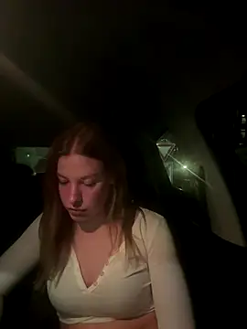 Chloemillerrxx online show from 11/16/25, 08:24