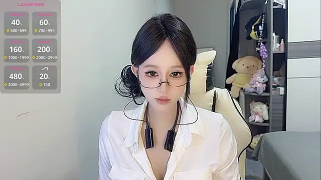 coco coco cc online show from 09/16/25, 12:33