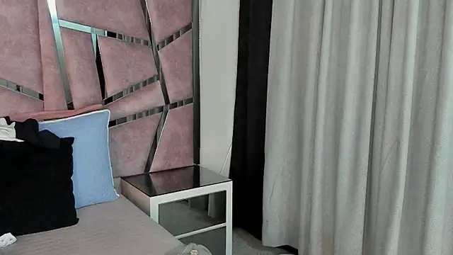 HaileyDuke online show from 10/25/25, 11:42