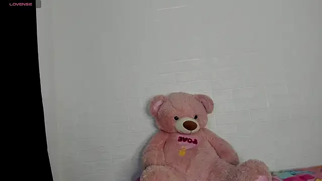 HaileyDuke online show from 04/17/26, 12:57