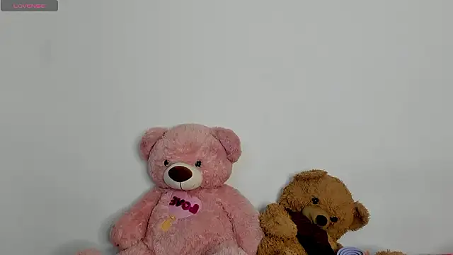 Snapshot of HaileyDuke chatting on 02/17/26, 11:02 HaileyDuke online show from 02/17/26, 11:02