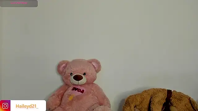 Snapshot of HaileyDuke chatting on 02/27/26, 12:55 HaileyDuke online show from 02/27/26, 12:55