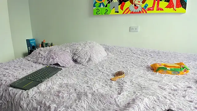 HaileyDuke online show from 11/12/25, 02:54