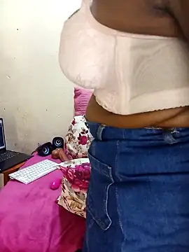 PRETTYJANE36 online show from 12/02/25, 08:43