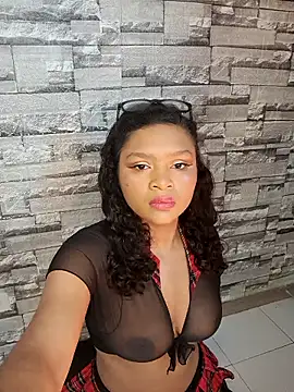 leidy morales  online show from 11/13/25, 10:30