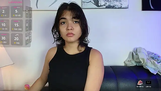 Zoe wang online show from 10/28/25, 12:37